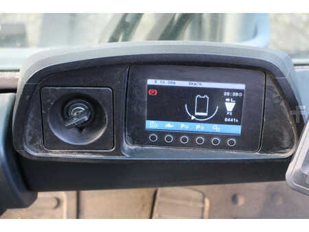 Sähkö - 4 pyör 2019  Jungheinrich EFG 320 (26)