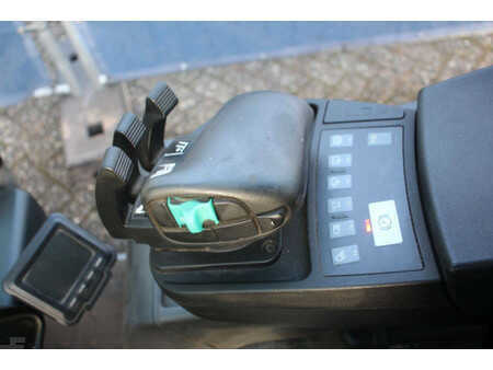 Sähkö - 4 pyör 2019  Jungheinrich EFG 320 (28)