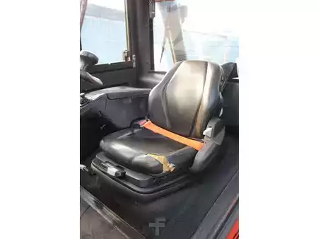 Empilhador diesel 2013  Linde H25D-02 (20)