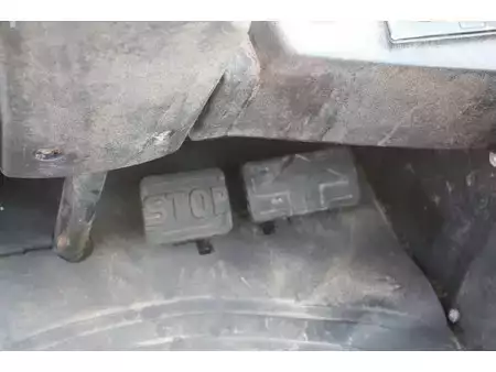 Empilhador diesel 2013  Linde H25D-02 (22)