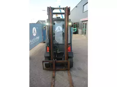 Empilhador diesel 2013  Linde H25D-02 (7)