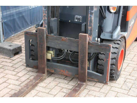 Sähkö - 4 pyör 2016  Linde E30RHL-01/600 (10)