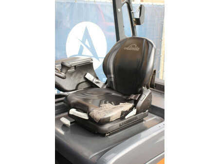 Sähkö - 4 pyör 2016  Linde E30RHL-01/600 (23)