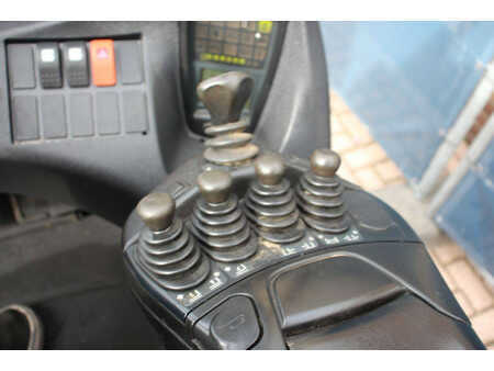 Sähkö - 4 pyör 2016  Linde E30RHL-01/600 (24)