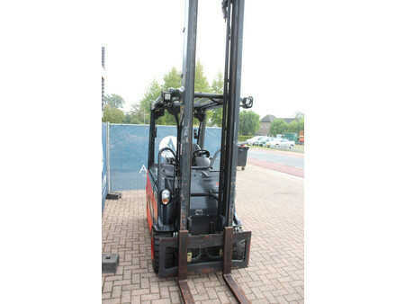 Sähkö - 4 pyör 2016  Linde E30RHL-01/600 (6)