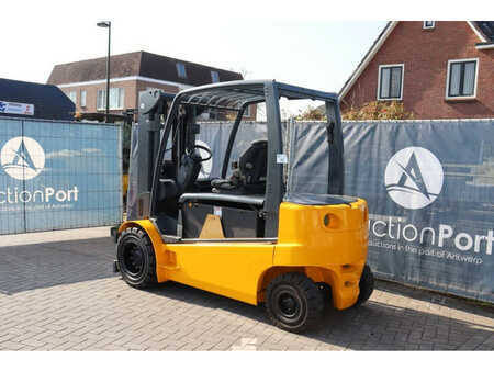 Elektro 4 Rad 2015  Jungheinrich EFG 540 (3)