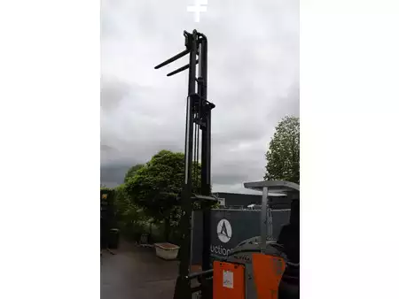 Reach Trucks 2010  Still FM-X25 (29)