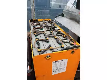 Reach Trucks 2010  Still FM-X25 (31)