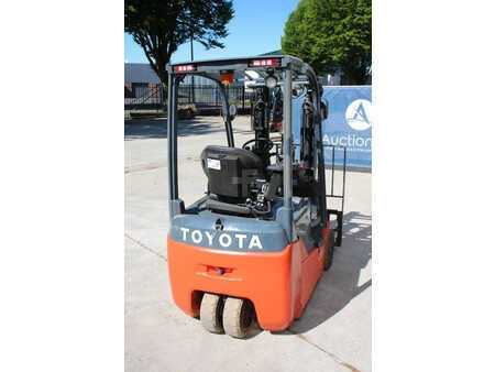 4-wiel elektrische heftrucks 2018  Toyota 8FBEK18T (5)