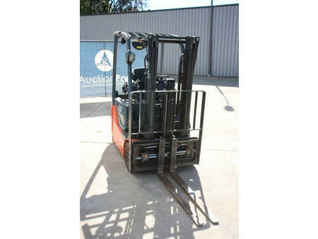 4-wiel elektrische heftrucks 2018  Toyota 8FBEK18T (6)