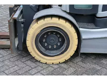 Elektrisk- 4 hjul 2017  Still RX 60-40/600 (13)