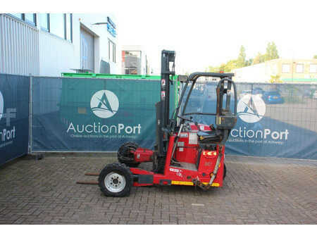 Ajoneuvotrukki 2011  Moffett M4 20.4 (2)