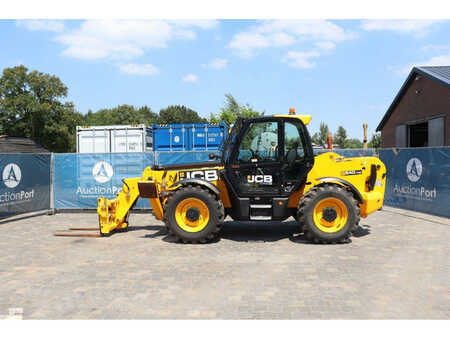 Chariot télescopique rigide 2019  JCB 540V140 (2)