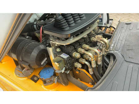 Gasoltruck 2005  Jungheinrich TFG 430 (14)