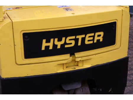 Carrelli elettrici 4 ruote 1996  Hyster J1.60XMT (15)