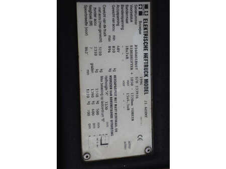 Carrelli elettrici 4 ruote 1996  Hyster J1.60XMT (24)