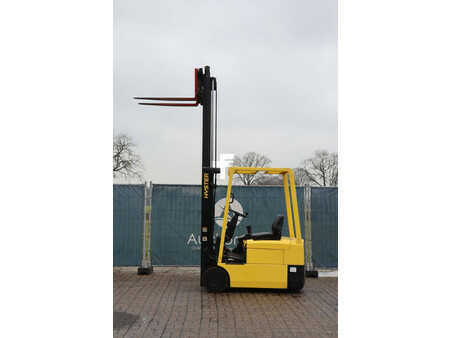 Carrelli elettrici 4 ruote 1996  Hyster J1.60XMT (29)