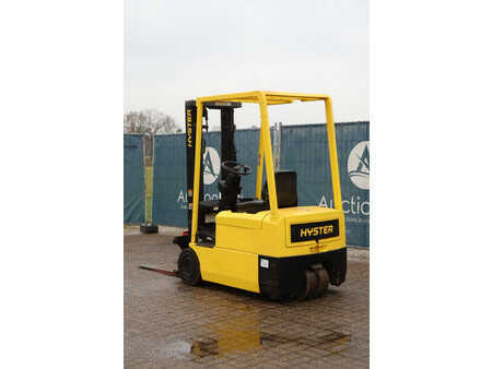 Carrelli elettrici 4 ruote 1996  Hyster J1.60XMT (4)