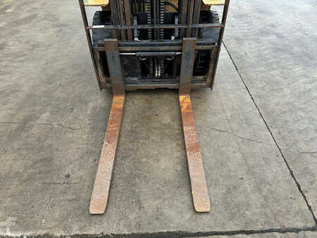 Carretilla elevadora GLP 2000  CAT Lift Trucks GP25K (9)