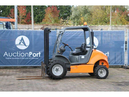 Geländestapler 2007  Ausa C 150 H (1)