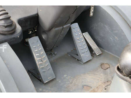 Geländestapler 2007  Ausa C 150 H (25)