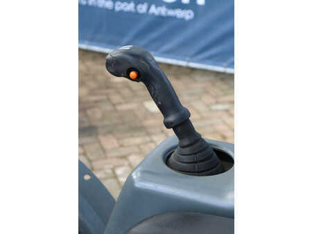 Geländestapler 2007  Ausa C 150 H (28)