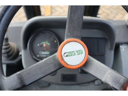 Geländestapler 2007  Ausa C 150 H (29)