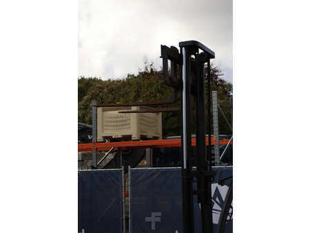 Geländestapler 2007  Ausa C 150 H (34)