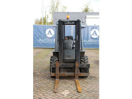 Geländestapler 2007  Ausa C 150 H (8)