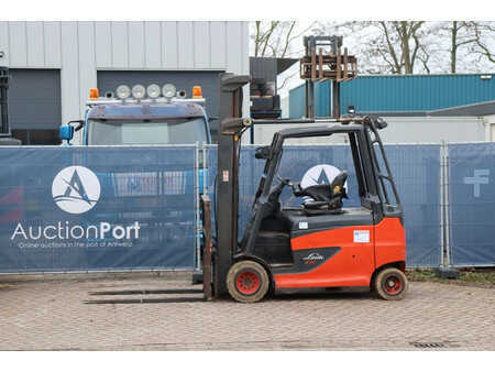 Eléctrica de 4 ruedas 2016  Linde E30HL-01/600 (1)