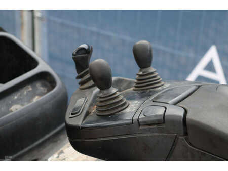 Eléctrica de 4 ruedas 2016  Linde E30HL-01/600 (21)