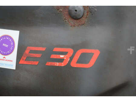 Eléctrica de 4 ruedas 2016  Linde E30HL-01/600 (27)