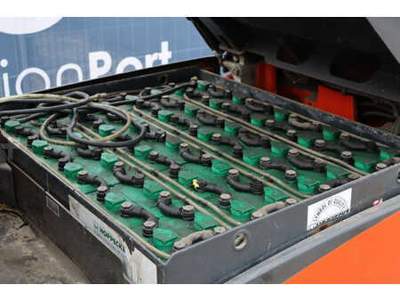 Eléctrica de 4 ruedas 2016  Linde E30HL-01/600 (31)