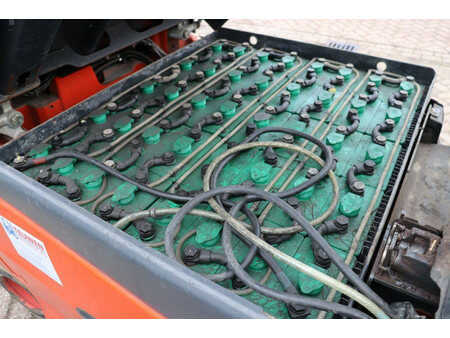 Eléctrica de 4 ruedas 2016  Linde E30HL-01/600 (33)