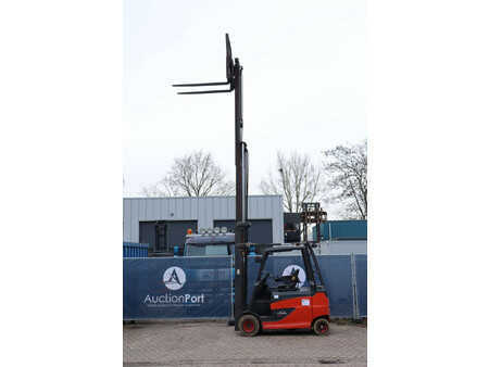 Eléctrica de 4 ruedas 2016  Linde E30HL-01/600 (36)