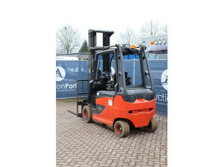 Eléctrica de 4 ruedas 2016  Linde E30HL-01/600 (4)