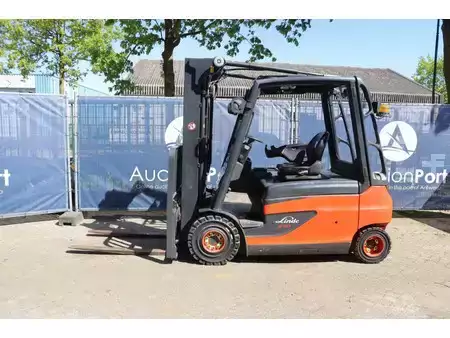 El truck - 4 hjulet 2012  Linde E30L-01 (2)