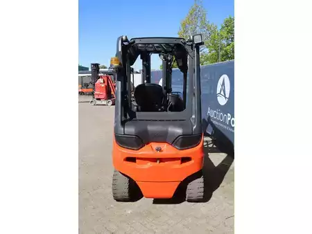 El truck - 4 hjulet 2012  Linde E30L-01 (5)
