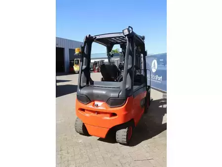 El truck - 4 hjulet 2012  Linde E30L-01 (6)