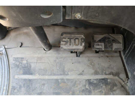 Carrelli elevatori GPL 2007  Linde H20 (22)