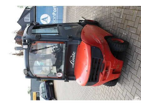 Chariot élévateur diesel 2013  Linde H20D-01 (5)