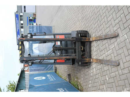 Diesel Forklifts 2013  Linde H20D-01 (7)