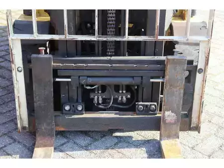 LPG VZV 2014  Yale GLP16VX (12)