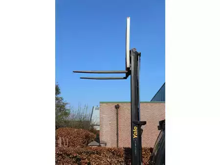 LPG VZV 2014  Yale GLP16VX (33)