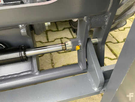 Teleskopstapler-Starr 2025  Everun ERT1500 (12)