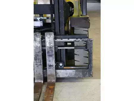 LPG heftrucks 2020  Yale GLP18VXV2175 (11)