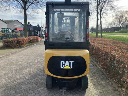 Chariot 4 roues électrique 2006  CAT Lift Trucks EP30K (4)