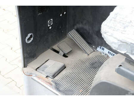Carrelli retrattili 2012  Still FM-X14 (14)
