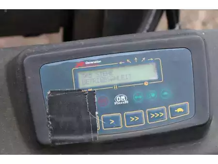 Elektro 4 Rad 2009  OM XE 25 (27)