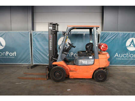 LPG Forklifts 2000  Toyota 42-7FGF20 (2)